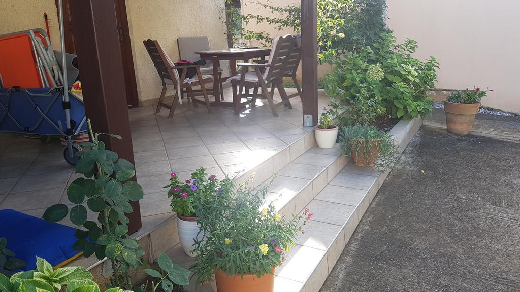 Apartment Ecio Banjole Luaran gambar